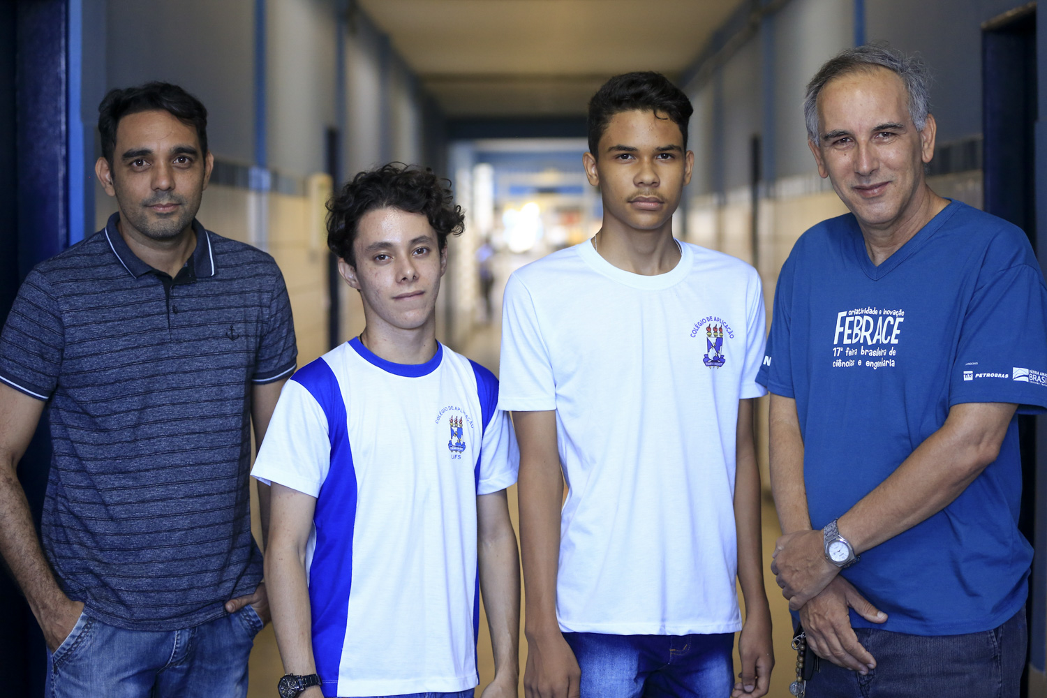 Os jovens estudantes Matheus Gomes e José Lucas contam e esperam que o projeto possa ajudar o professor na sala de aula.