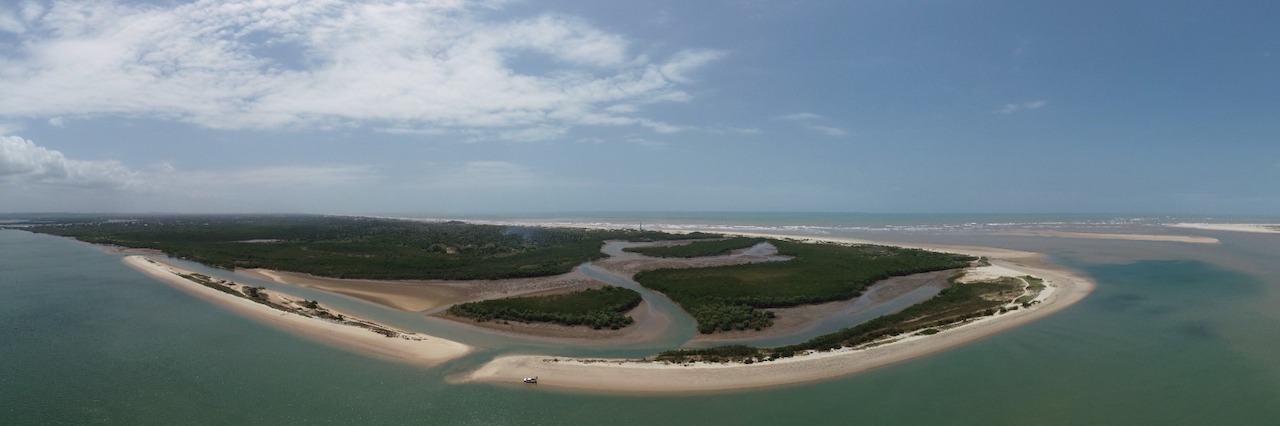 Estudo indica que erosão na ilha da praia do Viral chega a dez metros por ano. Foto: Laboratório de Progeologia