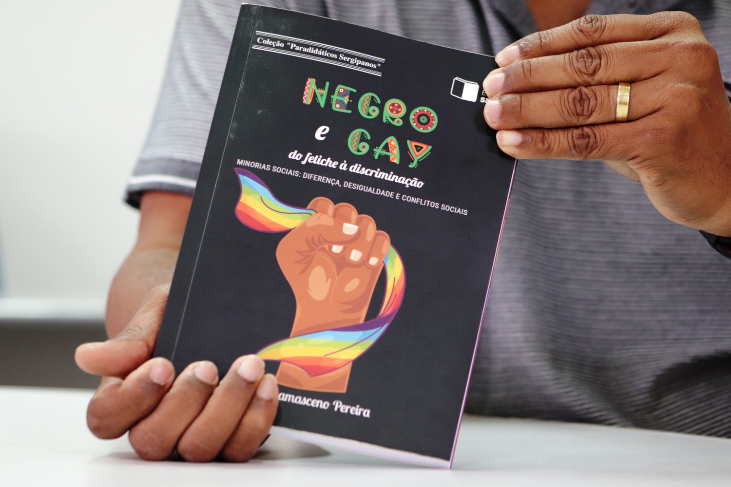 Dissertação sobre interseção entre questões de gênero e cor virou livro. Foto: Josafá Neto/Rádio UFS